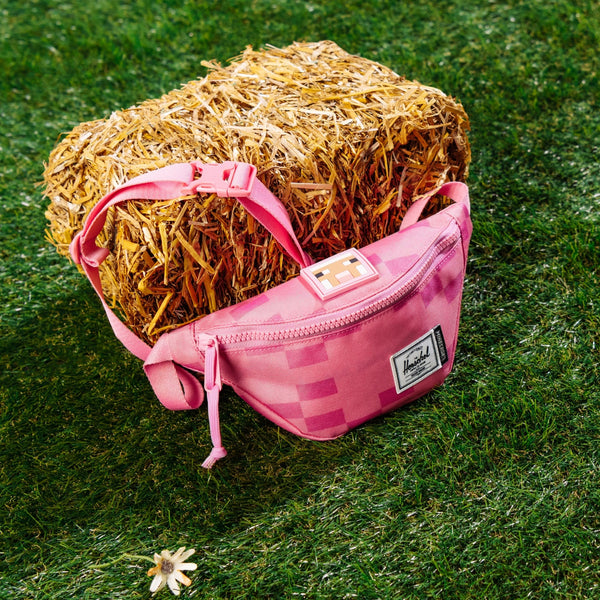 Minecraft Heritage Kids Hip Pack 1 L - Pink Sheep