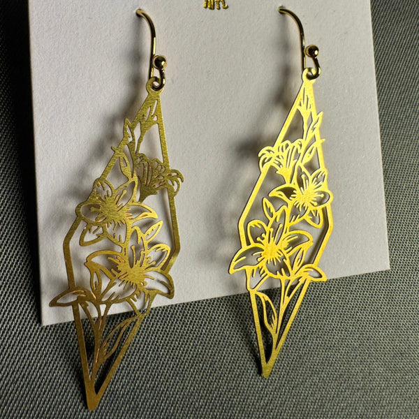 Tigris Raw Brass Rhombus Flowers