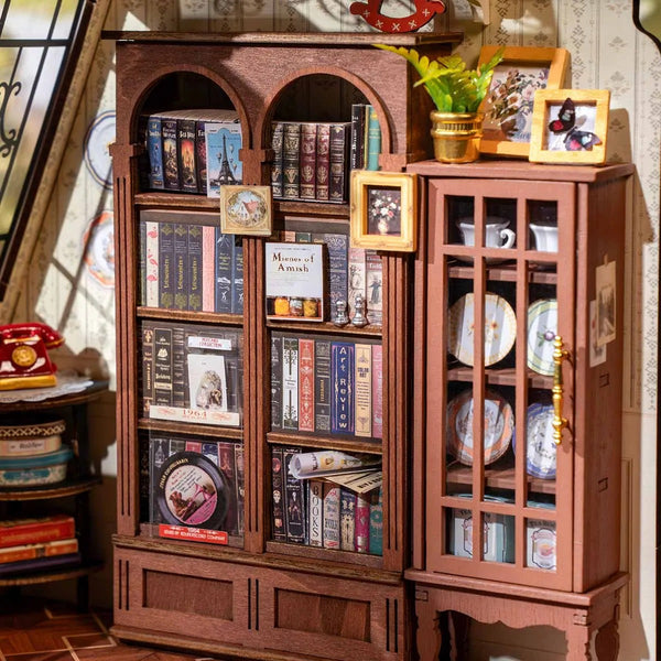 Catherine's Living Room DIY Miniature House