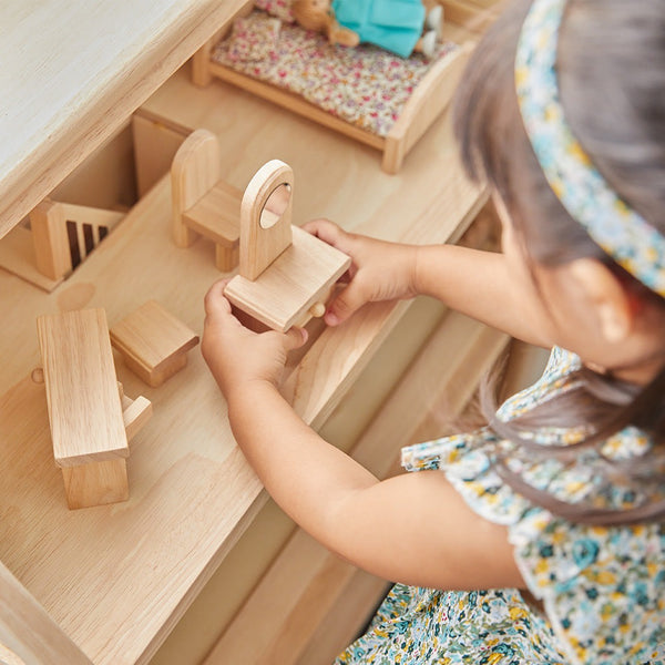 Victorian Wooden Dollhouse