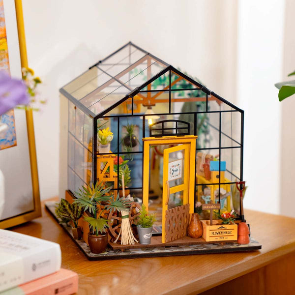 Cathy's Flower House DIY Kit